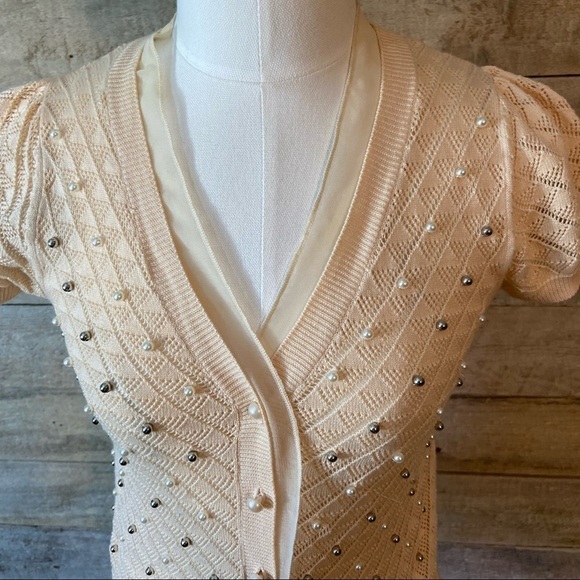 Beaded short-sleeved cardigan sweater size small - Picture 3 of 12